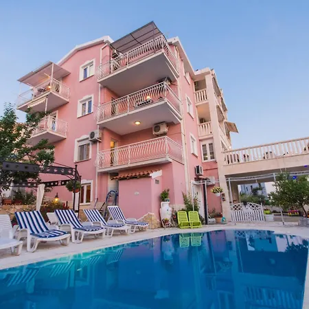 102 Vila Apartment